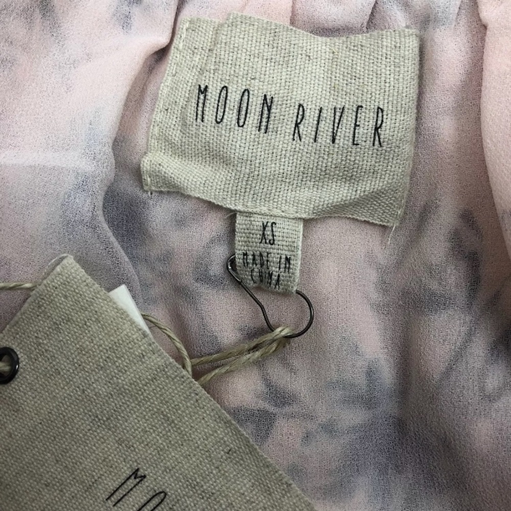 Moon River Cold Shoulder Floral Print Pink Dress - Picture 7 of 8